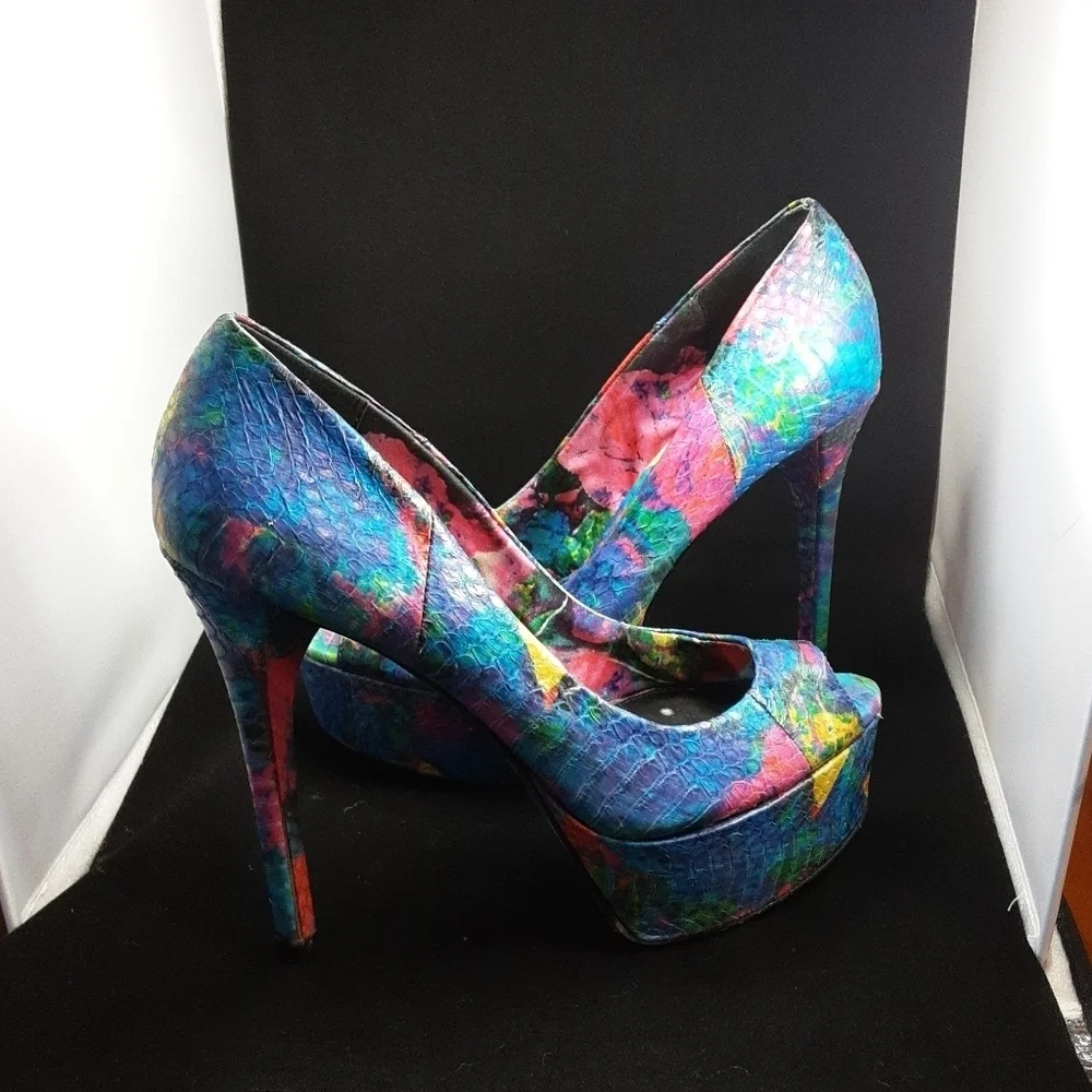 Brian Atwood B Bambola Ultra High Pumps EUC SZ 6.5 - Picture 3 of 7